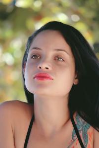 girl-1942127 960 720